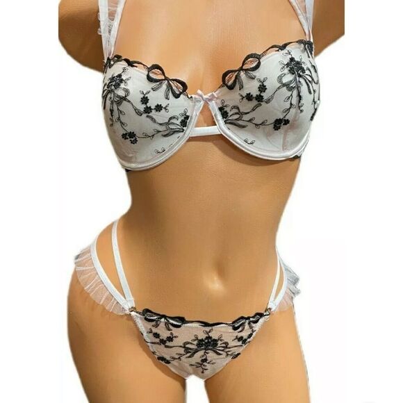 Victoria’s Secret Designer Collection Set Dream Angels Balconet  bra thong 36D M - Picture 6 of 6